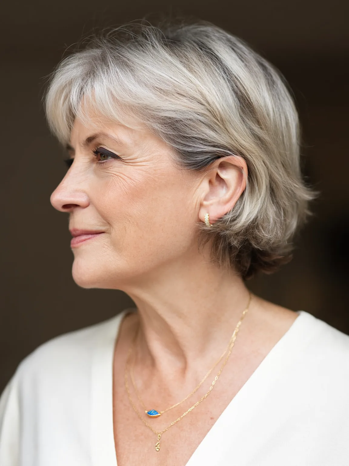 Short Textured Layers with Silver Gray Elegance